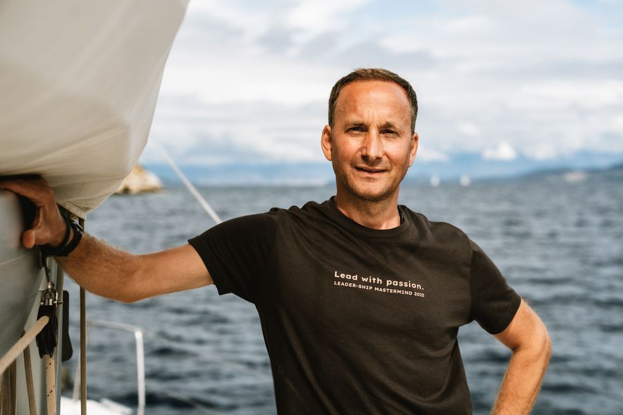 Pierre Bosch, Sparringspartner und Mentor, an Bord der Leader-Ship Mastermind